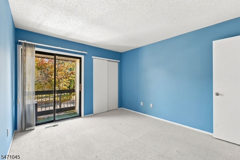 19 Sherborne Street Franklin NJ 08873