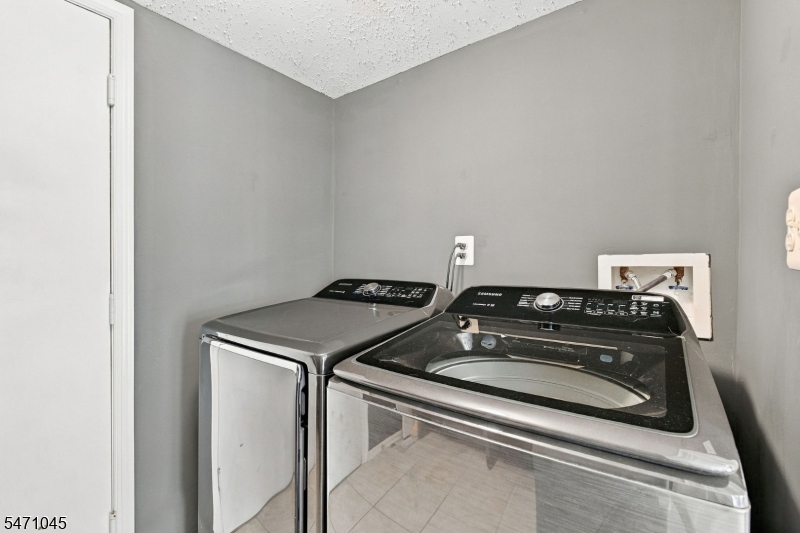 19 Sherborne Street Franklin NJ 08873