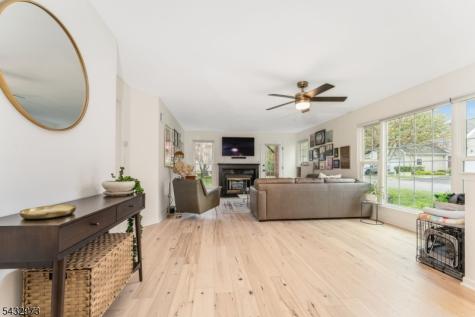 242 Laurel Court Readington NJ 08889