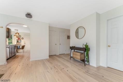242 Laurel Court Readington NJ 08889