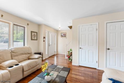 311 Cheyenne Road Andover NJ 07848