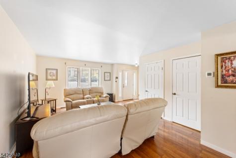 311 Cheyenne Road Andover NJ 07848