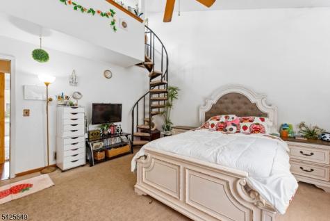 311 Cheyenne Road Andover NJ 07848