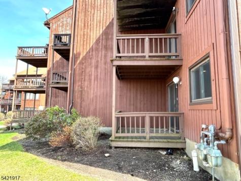 5 Eagles Nest Drive Vernon NJ 07462
