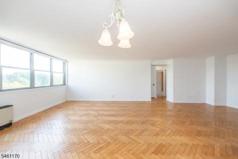 530 Valley Road Montclair NJ 07043
