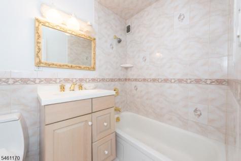 530 Valley Road Montclair NJ 07043