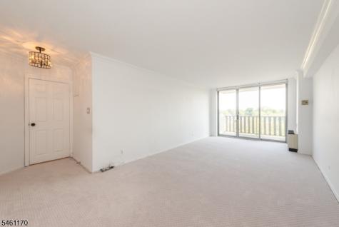 530 Valley Road Montclair NJ 07043