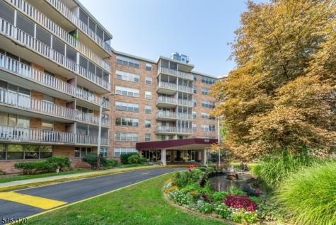530 Valley Road Montclair NJ 07043