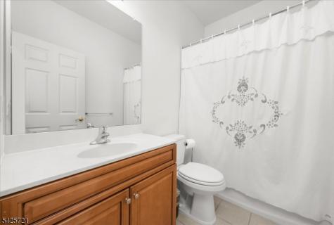 22 Samson Drive Raritan NJ 08822