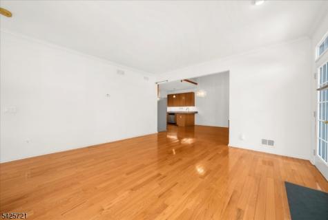 22 Samson Drive Raritan NJ 08822
