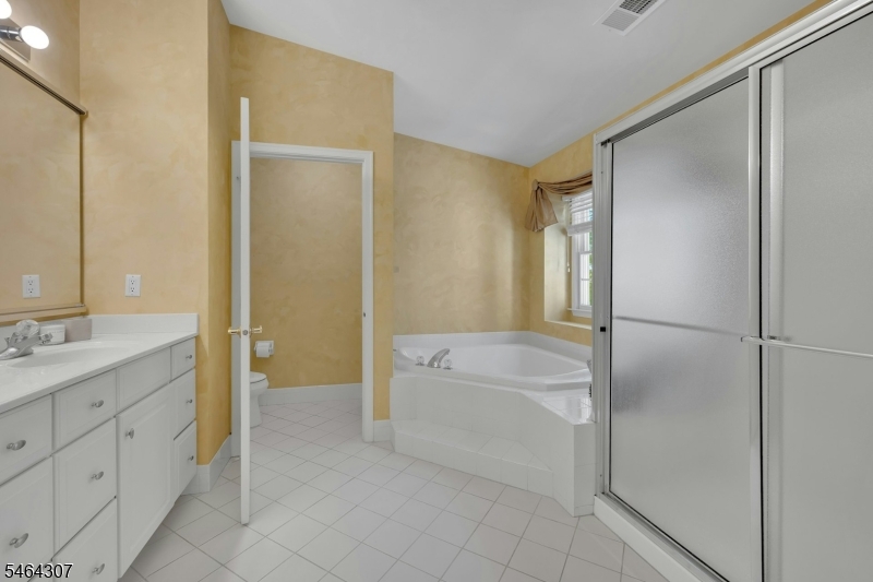 25 Jade Lane Denville NJ 07834