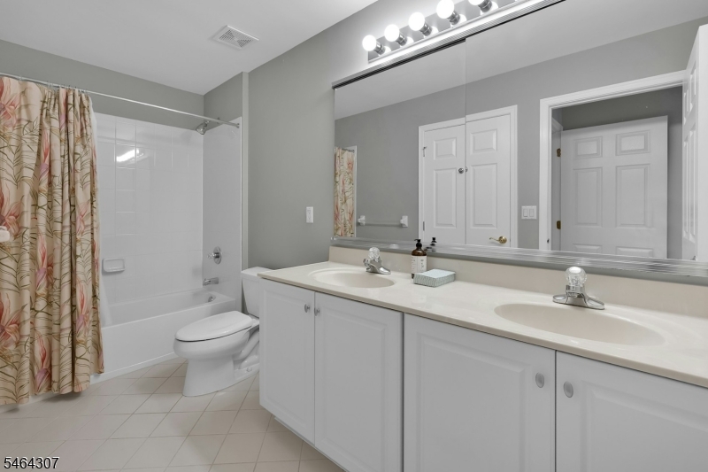25 Jade Lane Denville NJ 07834
