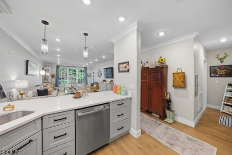208 Fischer Court Rockaway NJ 07834
