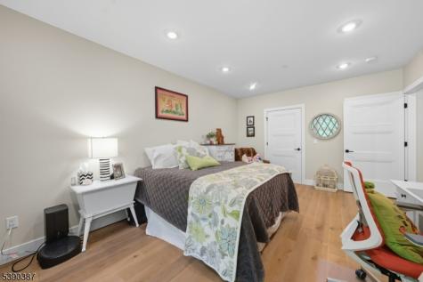 208 Fischer Court Rockaway NJ 07834