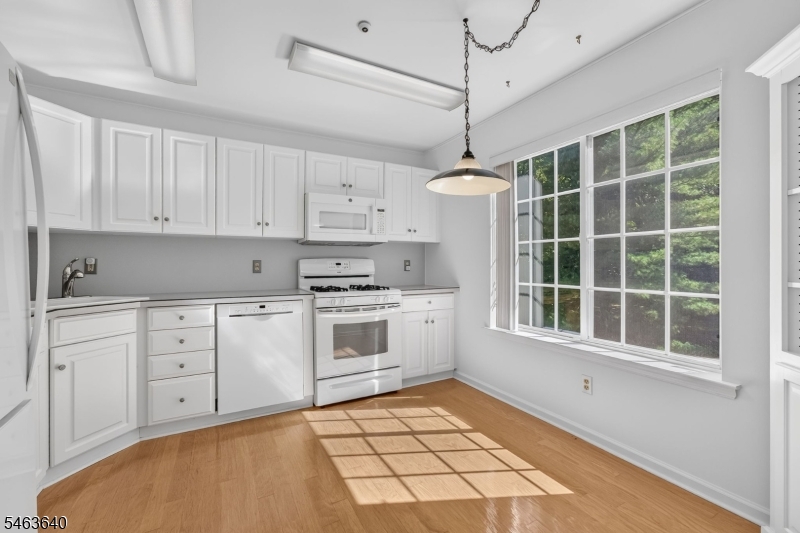 73 Village Drive Morris NJ 07960