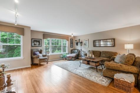 198 Crestview Road Bridgewater NJ 08807