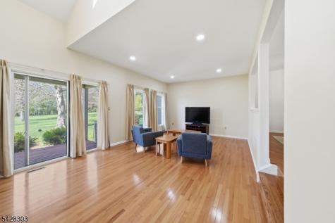203 Knoll Way Rocky Hill NJ 08553