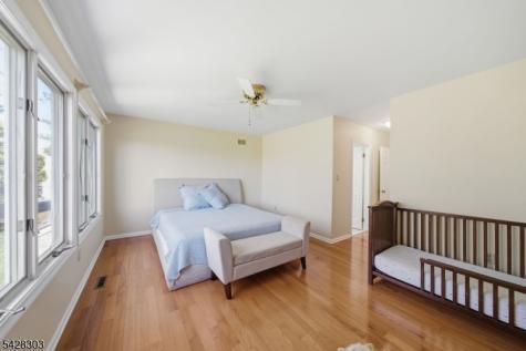 203 Knoll Way Rocky Hill NJ 08553