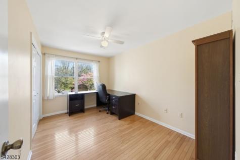 203 Knoll Way Rocky Hill NJ 08553