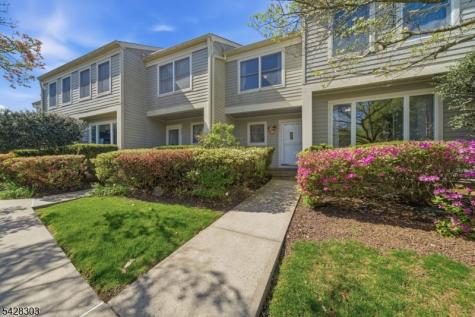 203 Knoll Way Rocky Hill NJ 08553