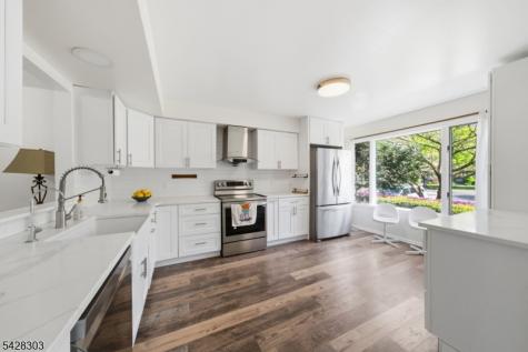 203 Knoll Way Rocky Hill NJ 08553