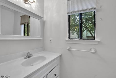 15 Krenkel Court Raritan NJ 08822