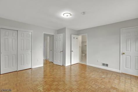 15 Krenkel Court Raritan NJ 08822