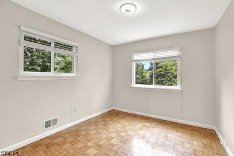 15 Krenkel Court Raritan NJ 08822