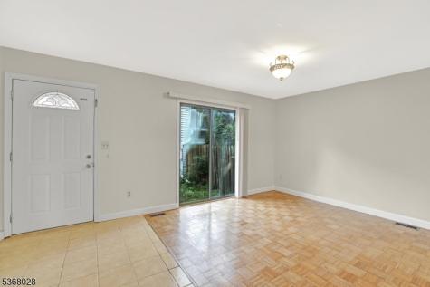 15 Krenkel Court Raritan NJ 08822