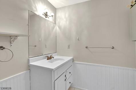15 Krenkel Court Raritan NJ 08822