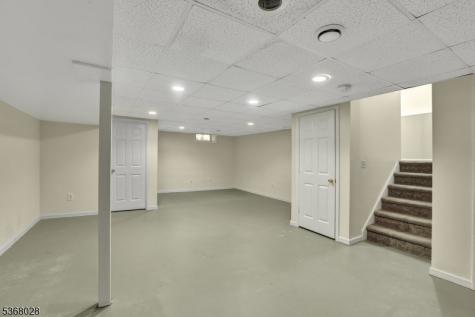 15 Krenkel Court Raritan NJ 08822