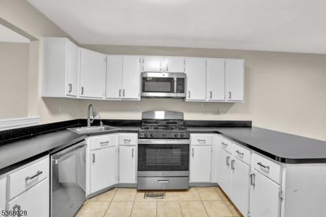 15 Krenkel Court Raritan NJ 08822