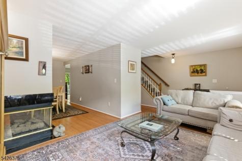 2063 Drake Court Mahwah NJ 07430