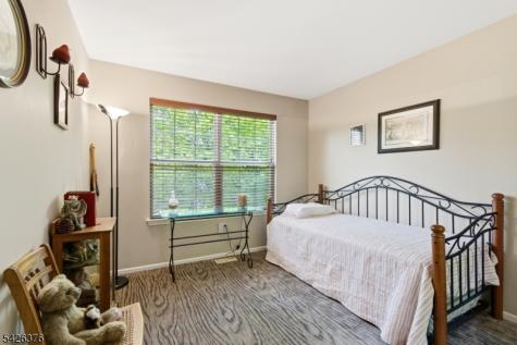 2063 Drake Court Mahwah NJ 07430
