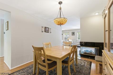2063 Drake Court Mahwah NJ 07430
