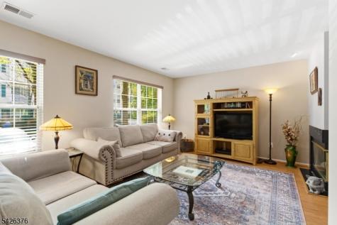 2063 Drake Court Mahwah NJ 07430