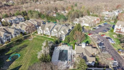 322 Cambridge Drive Butler NJ 07405