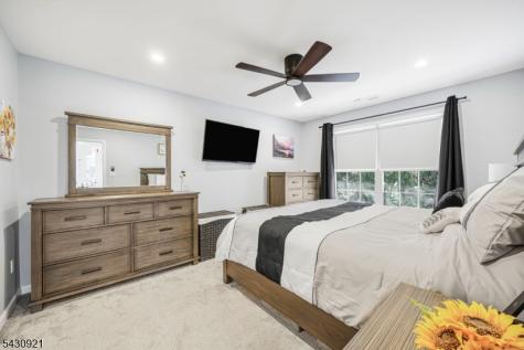 322 Cambridge Drive Butler NJ 07405