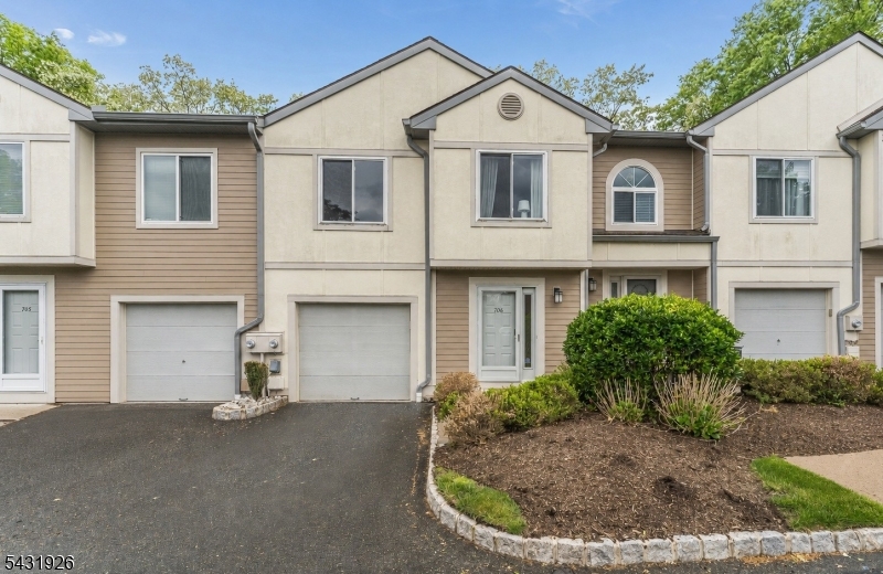 706 Park Place Springfield NJ 07081