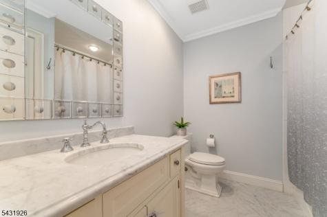 706 Park Place Springfield NJ 07081