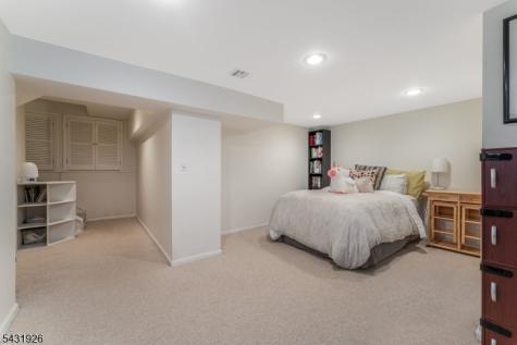 706 Park Place Springfield NJ 07081