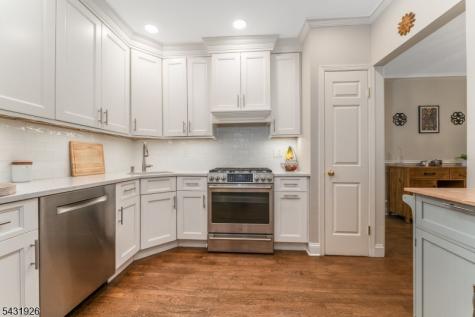 706 Park Place Springfield NJ 07081