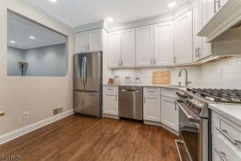 706 Park Place Springfield NJ 07081