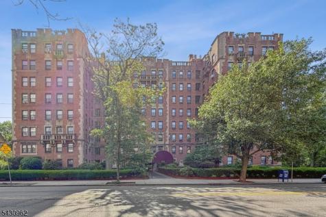 375 Mt Prospect Avenue Newark NJ 07104