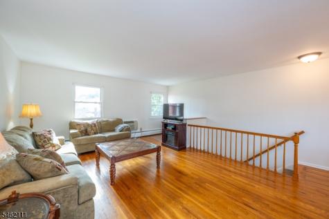 79 Roseland Avenue Caldwell Boro NJ 07006