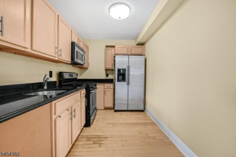 70 S Munn Avenue East Orange NJ 07018