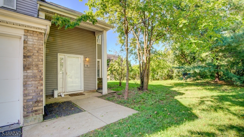 10 Starlight Court New Brunswick NJ 08901