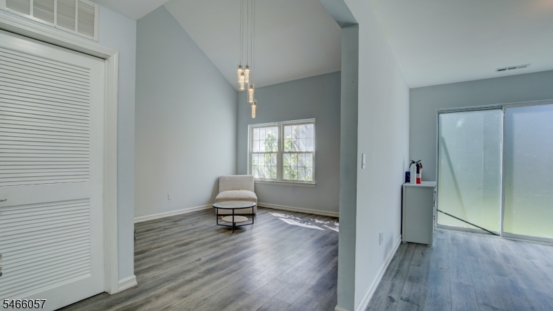 10 Starlight Court New Brunswick NJ 08901