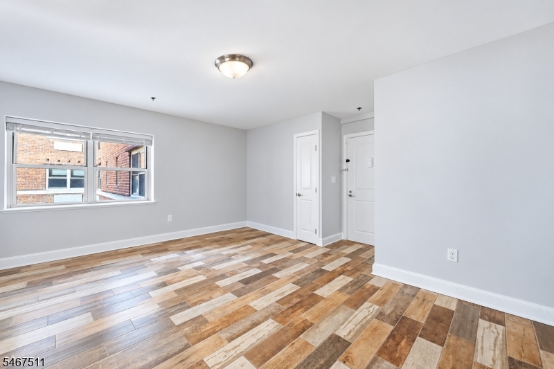 70 S Munn Avenue East Orange NJ 07018