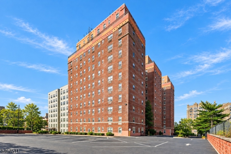 70 S Munn Avenue East Orange NJ 07018